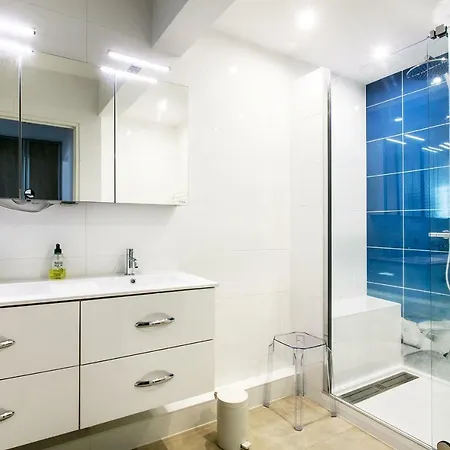 De Standing Vue Mer - Les Thermes Marins - Le Cezembre Apartment
