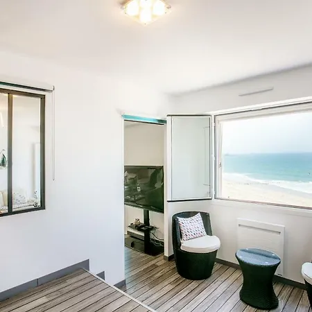 De Standing Vue Mer - Les Thermes Marins - Le Cezembre Apartment
